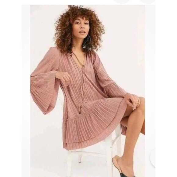 Free People "Cant Help It" Womens S Pullover Mini Dress -dusty pink Boho pleated - Picture 2 of 13